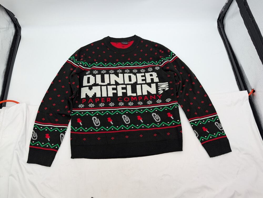The Office Dunder Mifflin Ugly Sweater Size XL Christmas Warm Holidays Cozy
